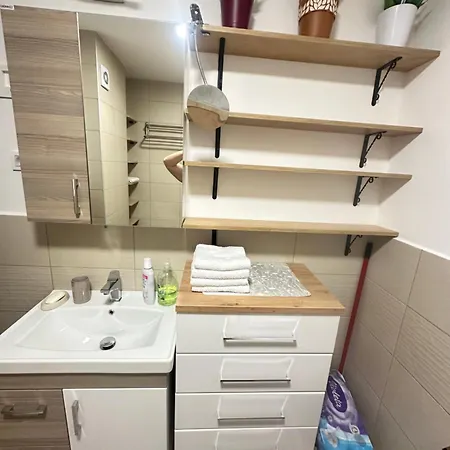 Appartamento Lux Sa Garazom *