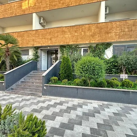 Lux Sa Garazom Appartamento