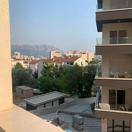 Appartamento Lux Sa Garazom *